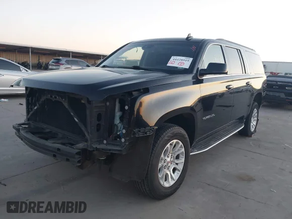 ✅ 2019 GMC Yukon XL SLT • VIN: 1GKS1GKC3KR256559 • Lot: 44428919. Wystawiony na IAAI z przebiegiem 206 057 mil. Bezpłatny archiwum sprzedaży aukcyjnych z USA i szczegółowy raport historii pojazdu na DreamBid. Zdjęcie 2.