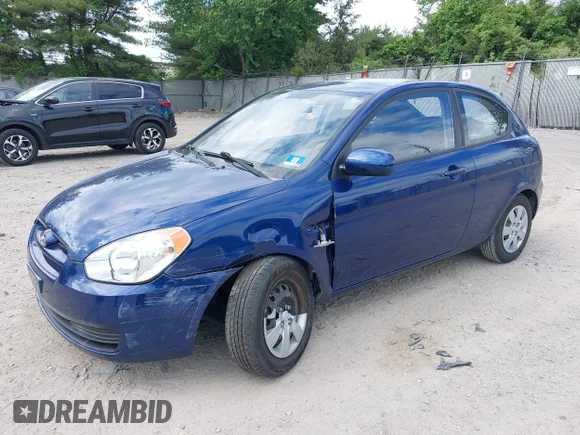 ✅ 2011 Hyundai Accent GL • VIN: KMHCM3AC6BU199610 • Lot: 45113560. Wystawiony na IAAI z przebiegiem 23 371 mil. Bezpłatny archiwum sprzedaży aukcyjnych z USA i szczegółowy raport historii pojazdu na DreamBid. Zdjęcie 2.