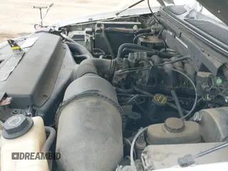 ✅ 2001 Ford F-150 XL • VIN: 1FTZF17241NB95043 • Lot: 42460386. Wystawiony na IAAI z przebiegiem 241 718 mil. Bezpłatny archiwum sprzedaży aukcyjnych z USA i szczegółowy raport historii pojazdu na DreamBid. Zdjęcie 12.