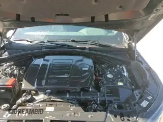 ✅ 2025 Land Rover Range Rover Velar Dynamic SE • VIN: SALYL2EX5SA810418 • Lot: 85103215. Listed on Copart with 27,937 mi. Free auction sales archive from the USA and detailed vehicle history report at DreamBid. Image 14.