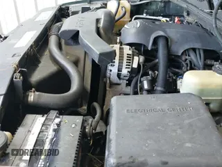 ✅ 2001 Chevrolet Tahoe LS • VIN: 1GNEK13T21J315901 • Lot: 42800105. Wystawiony na IAAI z przebiegiem 196 446 mil. Bezpłatny archiwum sprzedaży aukcyjnych z USA i szczegółowy raport historii pojazdu na DreamBid. Zdjęcie 19.