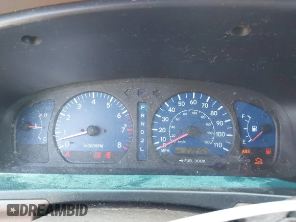 ✅ 2001 Toyota Sienna LE • VIN: 4T3ZF13C31U393989 • Lot: 42301091. Wystawiony na IAAI z przebiegiem 238 404 mil. Bezpłatny archiwum sprzedaży aukcyjnych z USA i szczegółowy raport historii pojazdu na DreamBid. Zdjęcie 7.