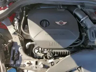 ✅ 2017 MINI Clubman Cooper • VIN: WMWLN5C59H2E32797 • Lot: 86165845. Wystawiony na Copart z przebiegiem 12 800 mil. Bezpłatny archiwum sprzedaży aukcyjnych z USA i szczegółowy raport historii pojazdu na DreamBid. Zdjęcie 13.