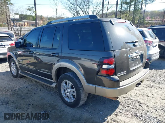 ✅ 2007 Ford Explorer Eddie Bauer • VIN: 1FMEU64E97UA35542 • Lot: 41879471. Wystawiony na IAAI z przebiegiem 128 766 mil. Bezpłatny archiwum sprzedaży aukcyjnych z USA i szczegółowy raport historii pojazdu na DreamBid. Zdjęcie 3.