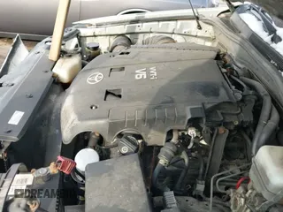 ✅ 2005 Toyota 4Runner SR5 • VIN: JTEBU14R858029312 • Lot: 41742603. Listed on IAAI with Not provided. Free auction sales archive from the USA and detailed vehicle history report at DreamBid. Image 19.