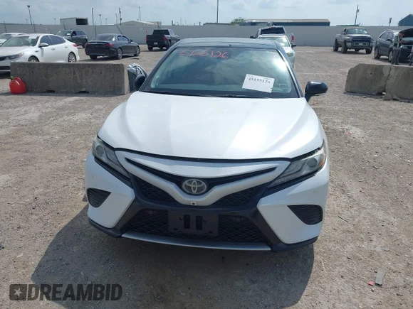 ✅ 2019 Toyota Camry XSE • VIN: 4T1B61HKXKU193834 • Lot: 45155126. Wystawiony na IAAI z przebiegiem 87 676 mil. Bezpłatny archiwum sprzedaży aukcyjnych z USA i szczegółowy raport historii pojazdu na DreamBid. Zdjęcie 6.