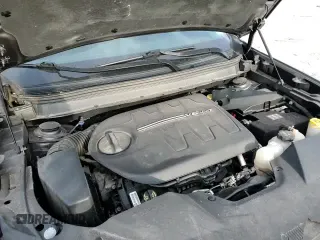 ✅ 2019 Jeep Cherokee Overland • VIN: 1C4PJMJX2KD371798 • Lot: 42010265. Listed on Copart with 49,430 mi. Free auction sales archive from the USA and detailed vehicle history report at DreamBid. Image 15.