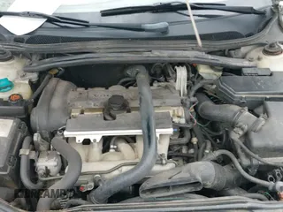 ✅ 2004 Volvo V70 XC Cross Country • VIN: YV1SZ59H341140445 • Lot: 42658527. Wystawiony na IAAI z przebiegiem 181 941 mil. Bezpłatny archiwum sprzedaży aukcyjnych z USA i szczegółowy raport historii pojazdu na DreamBid. Zdjęcie 20.