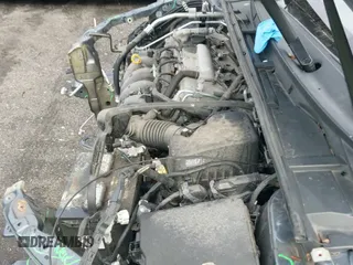 ✅ 2019 Toyota Corolla LE • VIN: 2T1BURHEXKC195289 • Лот: 43533242. Опубликован ранее на IAAI с пробегом 104 894 миль. Бесплатный доступ к архиву аукционных продаж из США и подробный отчёт об истории автомобиля на DreamBid. Изображение 19.