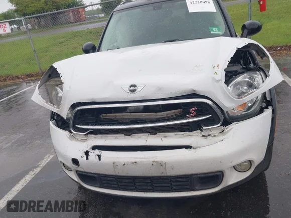 ✅ 2015 MINI Countryman S • VIN: WMWZC3C54FWT02126 • Lot: 42228098. Wystawiony na IAAI z przebiegiem Nie podano. Bezpłatny archiwum sprzedaży aukcyjnych z USA i szczegółowy raport historii pojazdu na DreamBid. Zdjęcie 6.