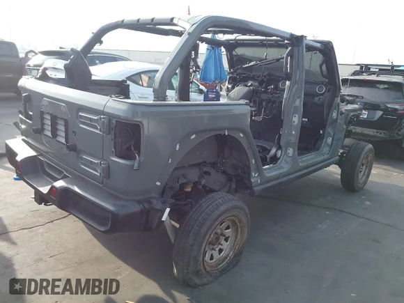 ✅ 2021 Jeep Wrangler Unlimited Rubicon • VIN: 1C4JJXR68MW686762 • Lot: 44695821. Listed on IAAI with Not provided. Free auction sales archive from the USA and detailed vehicle history report at DreamBid. Image 4.