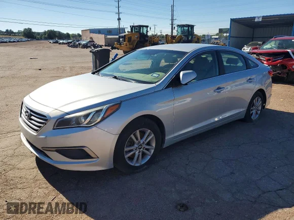 ✅ 2017 Hyundai Sonata 2.4L • VIN: 5NPE24AF6HH574076 • Lot: 60700406. Wystawiony na Copart z przebiegiem Nie podano. Bezpłatny archiwum sprzedaży aukcyjnych z USA i szczegółowy raport historii pojazdu na DreamBid. Zdjęcie 1.