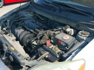 ✅ 2004 Toyota Matrix XR • VIN: 2T1KR32E94C194337 • Lot: 43082958. Wystawiony na IAAI z przebiegiem 177 126 mil. Bezpłatny archiwum sprzedaży aukcyjnych z USA i szczegółowy raport historii pojazdu na DreamBid. Zdjęcie 18.