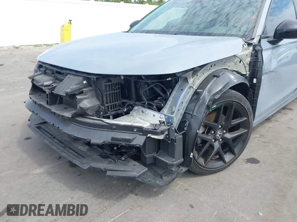 ✅ 2024 Honda Civic Sport • VIN: 19XFL2H83RE026829 • Lot: 45084043. Wystawiony na IAAI z przebiegiem 27 913 mil. Bezpłatny archiwum sprzedaży aukcyjnych z USA i szczegółowy raport historii pojazdu na DreamBid. Zdjęcie 6.