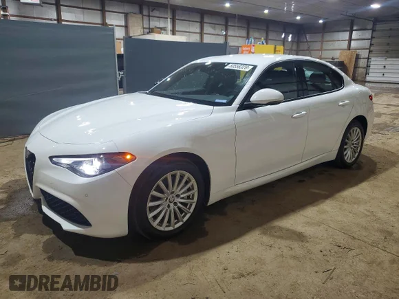 ✅ 2022 Alfa Romeo Giulia • VIN: ZARFANAN4N7652820 • Lot: 50558326. Listed on Copart with 45,809 mi. Free auction sales archive from the USA and detailed vehicle history report at DreamBid. Image 1.