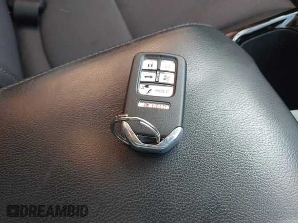 ✅ 2021 Honda Clarity • VIN: JHMZC5F14MC000730 • Lot: 44087142. Wystawiony na IAAI z przebiegiem 61 044 mil. Bezpłatny archiwum sprzedaży aukcyjnych z USA i szczegółowy raport historii pojazdu na DreamBid. Zdjęcie 11.