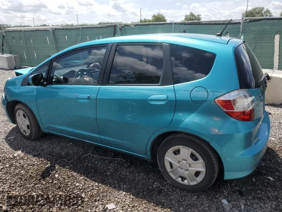 ✅ 2013 Honda Fit • VIN: JHMGE8H38DC056011 • Lot: 68757454. Wystawiony na Copart z przebiegiem 83 728 mil. Bezpłatny archiwum sprzedaży aukcyjnych z USA i szczegółowy raport historii pojazdu na DreamBid. Zdjęcie 2.