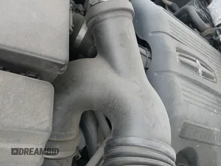 ✅ 2015 Lincoln Navigator • VIN: 5LMJJ2HT7FEJ02962 • Лот: 42209540. Опубликован ранее на IAAI с пробегом 240 998 миль. Бесплатный доступ к архиву аукционных продаж из США и подробный отчёт об истории автомобиля на DreamBid. Изображение 19.