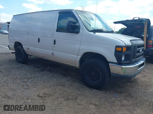 ✅ 2008 Ford Econoline Cargo Commercial • VIN: 1FTNE24L98DB00108 • Lot: 45201097. Wystawiony na IAAI z przebiegiem 612 534 mil. Bezpłatny archiwum sprzedaży aukcyjnych z USA i szczegółowy raport historii pojazdu na DreamBid. Zdjęcie 1.