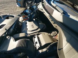 ✅ 2018 Kia Sorento LX • VIN: 5XYPG4A35JG343716 • Lot: 43680530. Wystawiony na IAAI z przebiegiem 109 401 mil. Bezpłatny archiwum sprzedaży aukcyjnych z USA i szczegółowy raport historii pojazdu na DreamBid. Zdjęcie 19.