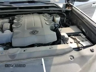 ✅ 2019 Toyota 4Runner Limited • VIN: JTEZU5JR4K5211144 • Lot: 81562865. Wystawiony na Copart z przebiegiem 41 668 mil. Bezpłatny archiwum sprzedaży aukcyjnych z USA i szczegółowy raport historii pojazdu na DreamBid. Zdjęcie 16.