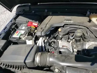 ✅ 2020 Jeep Wrangler Unlimited Sport S • VIN: 1C4HJXDG8LW268652 • Lot: 85532565. Listed on Copart with 53,725 mi. Free auction sales archive from the USA and detailed vehicle history report at DreamBid. Image 13.