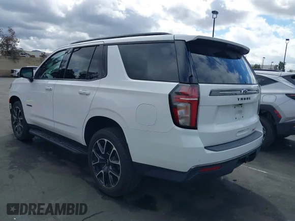 ✅ 2021 Chevrolet Tahoe RST • VIN: 1GNSCRKD6MR173244 • Lot: 41712870. Wystawiony na IAAI z przebiegiem 57 373 mil. Bezpłatny archiwum sprzedaży aukcyjnych z USA i szczegółowy raport historii pojazdu na DreamBid. Zdjęcie 3.
