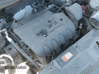 ✅ 2019 Mitsubishi Outlander SE • VIN: JA4AD3A37KZ006566 • Lot: 43542411. Wystawiony na IAAI z przebiegiem 115 442 mil. Bezpłatny archiwum sprzedaży aukcyjnych z USA i szczegółowy raport historii pojazdu na DreamBid. Zdjęcie 18.