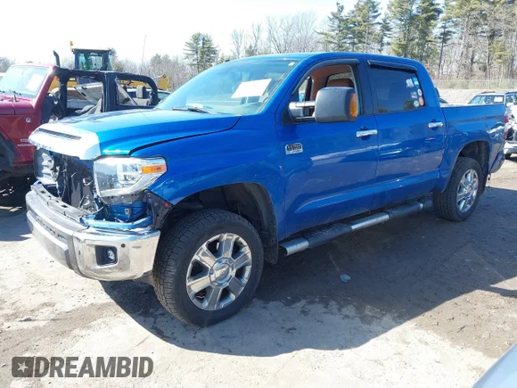 ✅ 2018 Toyota Tundra SR5 • VIN: 5TFAY5F14JX729945 • Lot: 41778714. Wystawiony na IAAI z przebiegiem 82 516 mil. Bezpłatny archiwum sprzedaży aukcyjnych z USA i szczegółowy raport historii pojazdu na DreamBid. Zdjęcie 2.