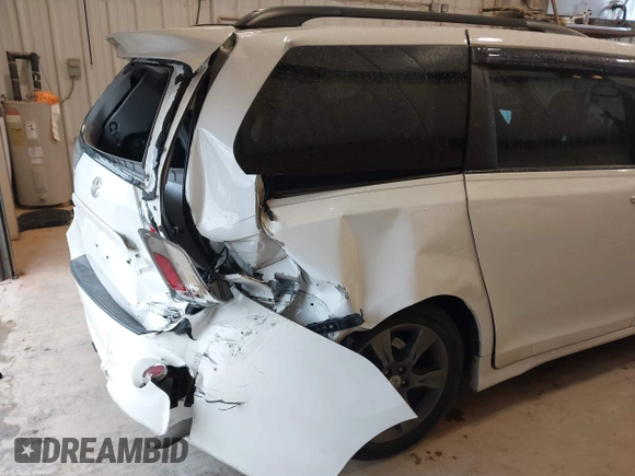 ✅ 2016 Toyota Sienna SE Premium • VIN: 5TDXK3DC6GS731280 • Lot: 43562260. Wystawiony na IAAI z przebiegiem 94 240 mil. Bezpłatny archiwum sprzedaży aukcyjnych z USA i szczegółowy raport historii pojazdu na DreamBid. Zdjęcie 6.