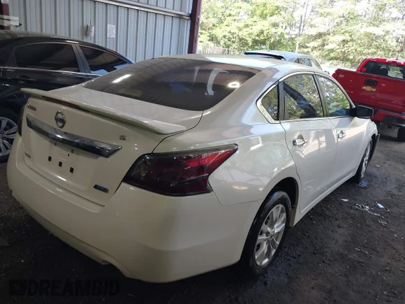 ✅ 2014 Nissan Altima S • VIN: 1N4AL3AP2EC268360 • Lot: 45152278. Listed on IAAI with 94,109 mi. Free auction sales archive from the USA and detailed vehicle history report at DreamBid. Image 4.
