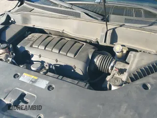 ✅ 2015 Buick Enclave Leather • VIN: 5GAKRBKD5FJ332031 • Lot: 43379091. Wystawiony na IAAI z przebiegiem 180 382 mil. Bezpłatny archiwum sprzedaży aukcyjnych z USA i szczegółowy raport historii pojazdu na DreamBid. Zdjęcie 18.