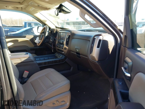 ✅ 2015 GMC Sierra 1500 Denali • VIN: 3GTU2WEC0FG203153 • Lot: 43986189. Wystawiony na IAAI z przebiegiem 35 970 mil. Bezpłatny archiwum sprzedaży aukcyjnych z USA i szczegółowy raport historii pojazdu na DreamBid. Zdjęcie 5.