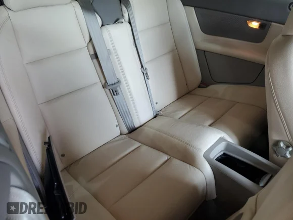 ✅ 2007 Volvo C70 • VIN: YV1MC68227J025045 • Лот: 61541435. Опубликован ранее на Copart с пробегом 73 510 миль. Бесплатный доступ к архиву аукционных продаж из США и подробный отчёт об истории автомобиля на DreamBid. Изображение 10.