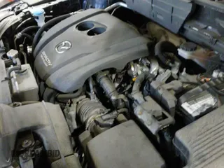 ✅ 2018 Mazda CX-5 Touring • VIN: JM3KFBCM4J0450230 • Lot: 43619240. Wystawiony na IAAI z przebiegiem 107 461 mil. Bezpłatny archiwum sprzedaży aukcyjnych z USA i szczegółowy raport historii pojazdu na DreamBid. Zdjęcie 19.