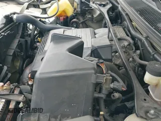 2001 Toyota Highlander z VIN JTEGF21A010014509, wystawiony jako IAAI lot #41512700 z przebiegiem 165 065 mil mil oraz . Historia ofert i sprzedaży dostępna na DreamBid. Obrazek 20.