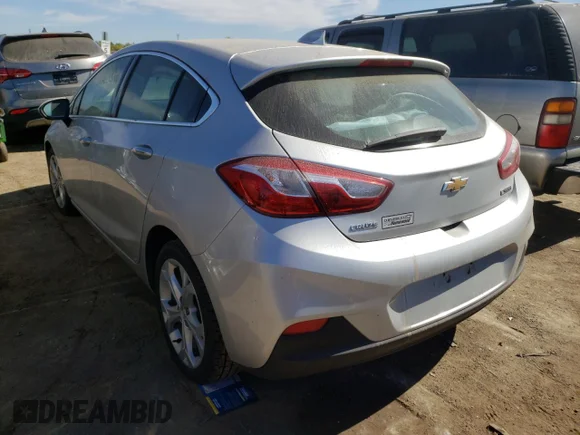 ✅ 2018 Chevrolet Cruze Premier • VIN: 3G1BF6SM5JS612417 • Lot: 61268812. Wystawiony na Copart z przebiegiem 81 791 mil. Bezpłatny archiwum sprzedaży aukcyjnych z USA i szczegółowy raport historii pojazdu na DreamBid. Zdjęcie 3.