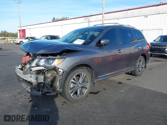 ✅ 2017 Nissan Pathfinder SL • VIN: 5N1DR2MM4HC623692 • Lot: 40493909. Wystawiony na IAAI z przebiegiem 68 563 mil. Bezpłatny archiwum sprzedaży aukcyjnych z USA i szczegółowy raport historii pojazdu na DreamBid. Zdjęcie 2.