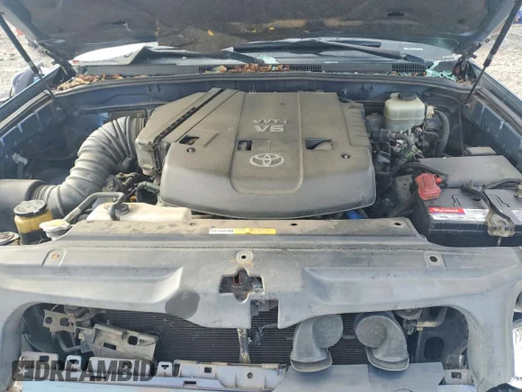 ✅ 2005 Toyota 4Runner SR5 • VIN: JTEBU14R950066884 • Lot: 73759595. Wystawiony na Copart z przebiegiem 210 278 mil. Bezpłatny archiwum sprzedaży aukcyjnych z USA i szczegółowy raport historii pojazdu na DreamBid. Zdjęcie 12.