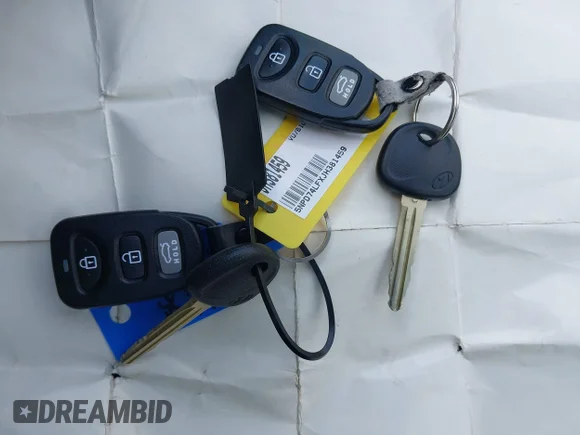 ✅ 2018 Hyundai Elantra SE • VIN: 5NPD74LFXJH381459 • Lot: 45387609. Wystawiony na IAAI z przebiegiem 22 553 mil. Bezpłatny archiwum sprzedaży aukcyjnych z USA i szczegółowy raport historii pojazdu na DreamBid. Zdjęcie 11.