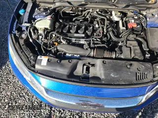 ✅ 2018 Honda Civic EX-T • VIN: 2HGFC3B3XJH357758 • Lot: 87077845. Wystawiony na Copart z przebiegiem 85 121 mil. Bezpłatny archiwum sprzedaży aukcyjnych z USA i szczegółowy raport historii pojazdu na DreamBid. Zdjęcie 16.