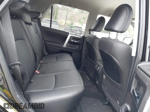 ✅ 2022 Toyota 4Runner TRD Sport • VIN: JTESU5JR8N5971891 • Lot: 43954369. Wystawiony na IAAI z przebiegiem 59 827 mil. Bezpłatny archiwum sprzedaży aukcyjnych z USA i szczegółowy raport historii pojazdu na DreamBid. Zdjęcie 8.