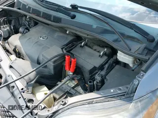 ✅ 2014 Toyota Sienna SE • VIN: 5TDXK3DC8ES440762 • Lot: 42852260. Listed on IAAI with 191,156 mi. Free auction sales archive from the USA and detailed vehicle history report at DreamBid. Image 20.