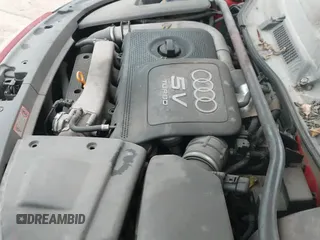 ✅ 2002 Audi TT • VIN: TRUWT28N321027757 • Lot: 43633876. Wystawiony na IAAI z przebiegiem 223 301 mil. Bezpłatny archiwum sprzedaży aukcyjnych z USA i szczegółowy raport historii pojazdu na DreamBid. Zdjęcie 13.