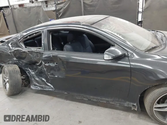 ✅ 2005 Scion tC • VIN: JTKDE177450050203 • Lot: 42972420. Wystawiony na IAAI z przebiegiem Nie podano. Bezpłatny archiwum sprzedaży aukcyjnych z USA i szczegółowy raport historii pojazdu na DreamBid. Zdjęcie 12.
