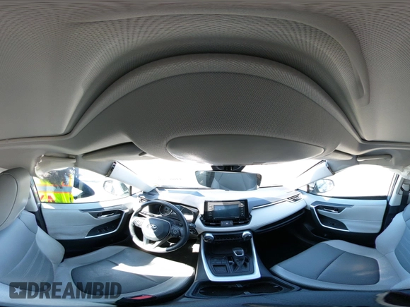 ✅ 2022 Toyota RAV4 XLE Premium • VIN: 2T3C1RFV3NW202724 • Lot: 44602426. Wystawiony na IAAI z przebiegiem 38 579 mil. Bezpłatny archiwum sprzedaży aukcyjnych z USA i szczegółowy raport historii pojazdu na DreamBid. Zdjęcie 19.