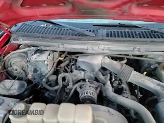 ✅ 2003 Ford F-350 XL • VIN: 1FDSF34L93ED85221 • Лот: 85703704. Опубликован ранее на Copart с пробегом 217 596 миль. Бесплатный доступ к архиву аукционных продаж из США и подробный отчёт об истории автомобиля на DreamBid. Изображение 12.