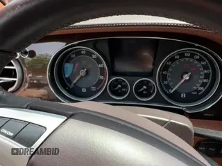 ✅ 2014 Bentley Flying Spur • VIN: SCBEC9ZA4EC094924 • Лот: 66672435. Опубликован ранее на Copart с пробегом 31 529 миль. Бесплатный доступ к архиву аукционных продаж из США и подробный отчёт об истории автомобиля на DreamBid. Изображение 15.