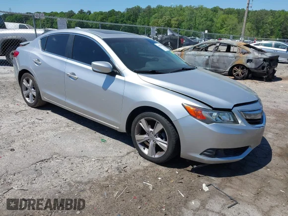 ✅ 2015 Acura ILX Technology • VIN: 19VDE1F74FE008463 • Лот: 44883608. Опубликован ранее на IAAI с пробегом 100 412 миль. Бесплатный доступ к архиву аукционных продаж из США и подробный отчёт об истории автомобиля на DreamBid. Изображение 1.