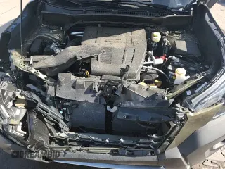 ✅ 2025 Subaru Forester Wilderness • VIN: JF2SKAJC3SH401386 • Lot: 81111645. Wystawiony na Copart z przebiegiem 6 996 mil. Bezpłatny archiwum sprzedaży aukcyjnych z USA i szczegółowy raport historii pojazdu na DreamBid. Zdjęcie 16.